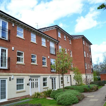 2 Bed 2 Bath At Jago Crt In Newbury - Free Allocated Parking Buitenkant foto